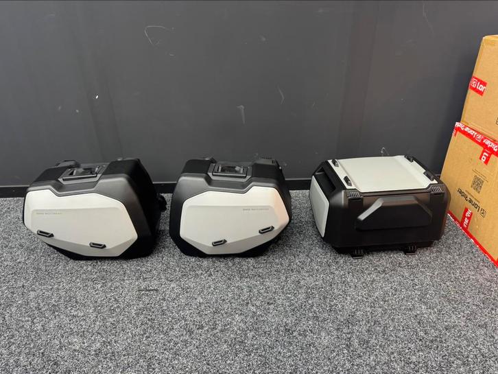 Nieuwe type Vario kofferset r1300 gs, Motoren, Accessoires | Koffers en Tassen, Zo goed als nieuw, Ophalen of Verzenden