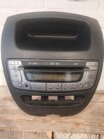 Originele autoradio Toyota Aygo Peugeot 107 Citroën C1, Auto diversen, Autoradio's, Toyota, Toyota, Ophalen of Verzenden, Zo goed als nieuw