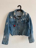 Blauw cropped spijkerjasje met patches van Yu & Me, maat S/M, Kleding | Dames, Blauw, Ophalen of Verzenden, Zo goed als nieuw