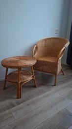 Rotan setje stoel en tafel, Ophalen, Gebruikt, Eén
