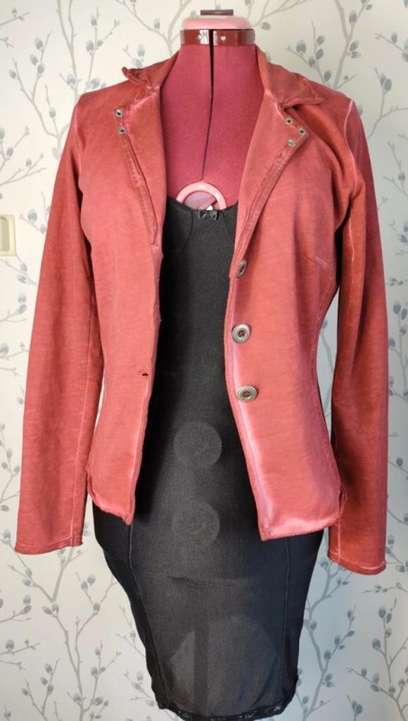 GEISHA Ossenbloed-Rood VestJasje maat 40 ( Nieuw), Kleding | Dames, Jasjes, Kostuums en Pakken, Zo goed als nieuw, Jasje, Maat 38/40 (M)