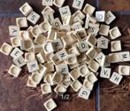 Plastic scrabble letters, 25 cent per letter, Ophalen of Verzenden, Zo goed als nieuw