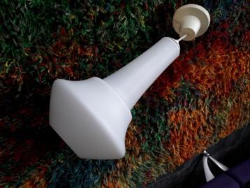 Retro hanglamp beschikbaar voor biedingen