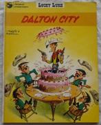 Strip Boek, LUCKY LUKE, Dalton City, Nr.3, Dargaud, 1976.(1), Morris & Goscinny, Gelezen, Ophalen of Verzenden, Eén stripboek