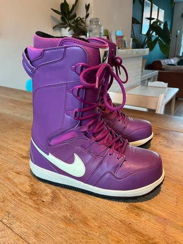 Nike snowboardschoenen beschikbaar voor biedingen
