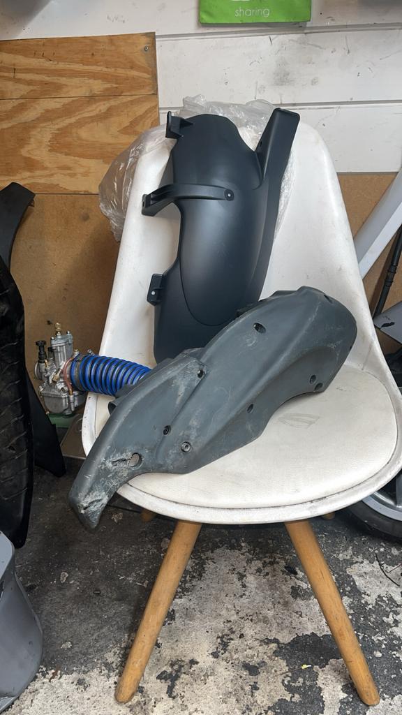 Gilera luchtfilterset 125/180cc, Fietsen en Brommers, Brommeronderdelen | Scooters, Zo goed als nieuw, Piaggio, Blok, Ophalen