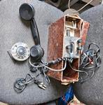 2 oude Ericsson veldtelefoons, Telecommunicatie, Ophalen of Verzenden, Bakeliet