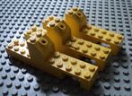 870 (1) 3x Yellow Vehicle, Tractor Chassis Base 11 x 2 x 3, Ophalen of Verzenden, Gebruikt