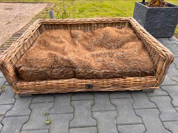 Hondenmand 100 x 80 cm beschikbaar voor biedingen