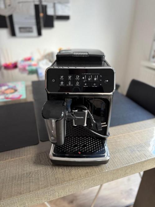 Philips LatteGo EP3241/50, Witgoed en Apparatuur, Koffiezetapparaten, Zo goed als nieuw, Gemalen koffie, Koffiebonen, Koffiemachine