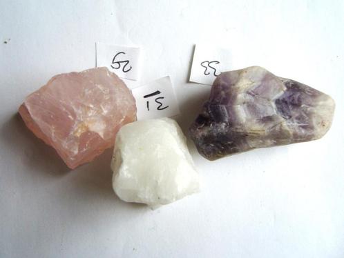 gouden driehoek 93g 3,99 amethist bergkristal of rozenkwarts, Verzamelen, Mineralen en Fossielen, Mineraal, Ophalen of Verzenden