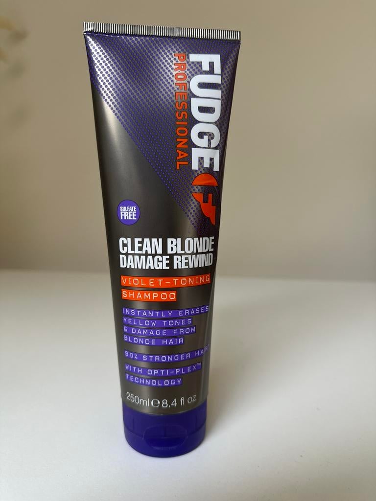 Fudge ‘Clean Blinde Violet-toning’ Shampoo, Ophalen of Verzenden, Zo goed als nieuw, Shampoo of Conditioner