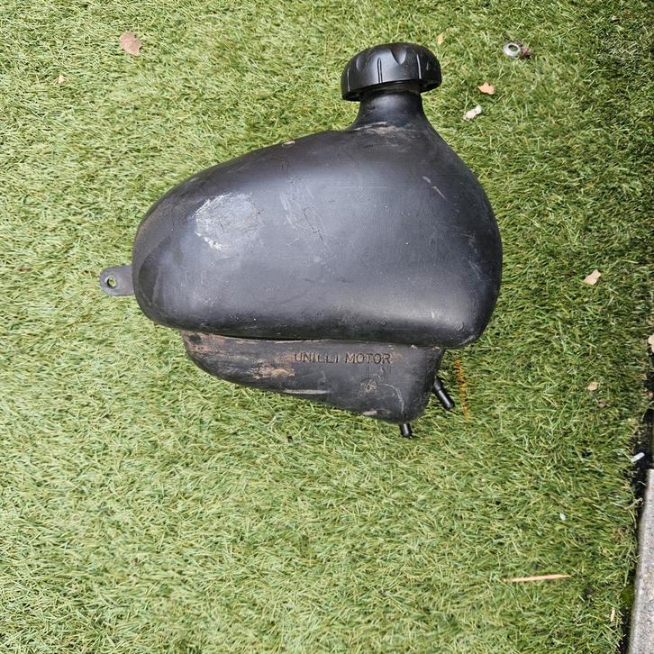 Quad tank + dop (unilli cx50 ax50 cx100 ax100 aeon cobra), Fietsen en Brommers, Brommeronderdelen | Algemeen, Gebruikt, Tank, Ophalen of Verzenden