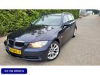 BMW 3 Serie Touring 318i Business Line NAVI SPORTSTOELEN, Achterwielaandrijving, Zwart, Origineel Nederlands, Handgeschakeld