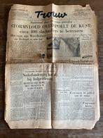 OUDE KRANT TROUW 2 feb 1953 stormvloed, Ophalen, 1940 tot 1960, Krant