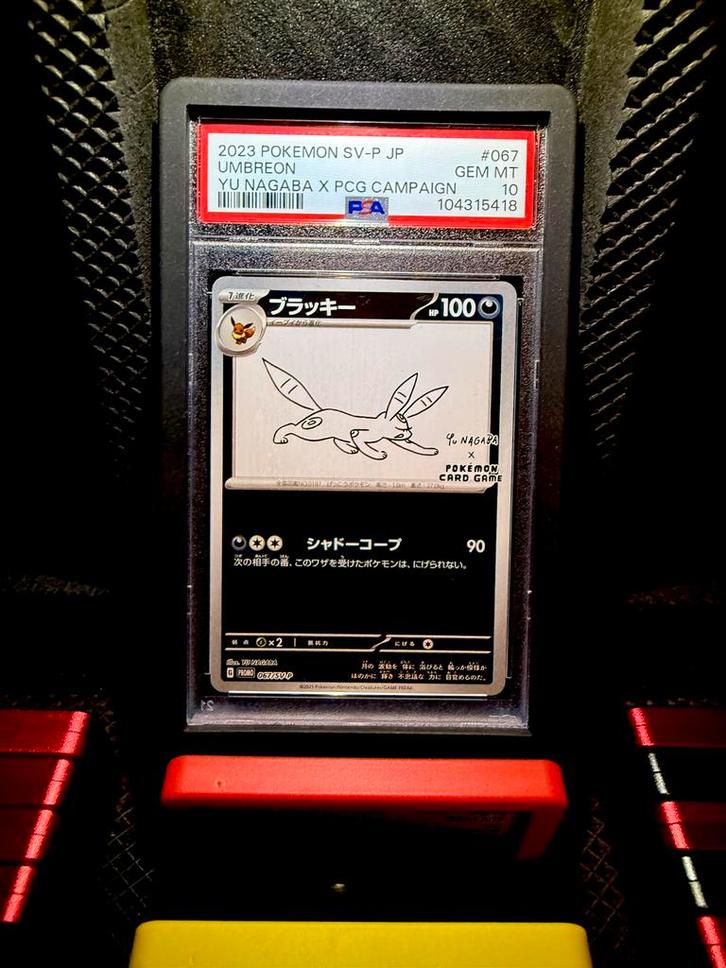 Umbreon Yu Nagaba (PSA 10), Hobby en Vrije tijd, Verzamelkaartspellen | Pokémon, Zo goed als nieuw, Ophalen of Verzenden