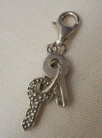Zilveren afneembare bedel / hanger 2 sleuteltjes nr.1129, Overige merken, Verzenden, Zo goed als nieuw, 1 bedel