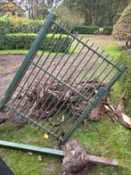 groen spijlen tuinhek met palen en beton, zwaar groen staal, Tuin en Terras, Tuinhekken en Hekwerk, Ophalen, Met poort, Gebruikt