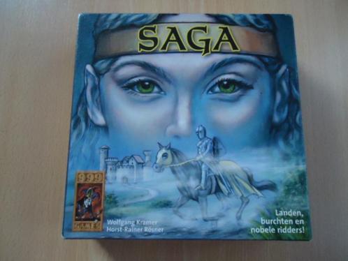 Saga, kaartspel 999 games, Hobby en Vrije tijd, Gezelschapsspellen | Kaartspellen, Zo goed als nieuw, Een of twee spelers, Drie of vier spelers