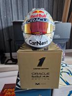 Max Verstappen 1:2 helm  season 2022, Ophalen of Verzenden, Zo goed als nieuw, Formule 1