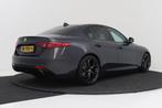 Alfa Romeo Giulia 2.0T Super | Trekhaak | Org NL | Dealer On, Automaat, 745 kg, Achterwielaandrijving, Euro 6