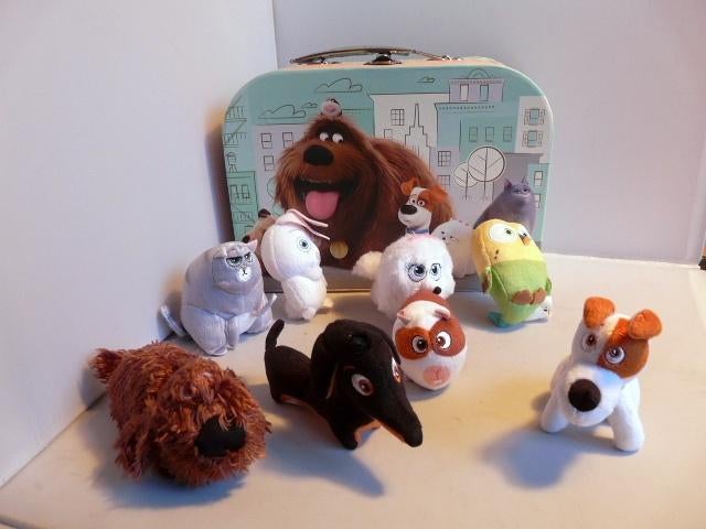 Huisdiergeheimen # koffertje met 8 knuffels, Kinderen en Baby's, Speelgoed | Knuffels en Pluche, Ophalen of Verzenden, Zo goed als nieuw