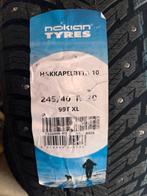 Nokian Tyres hakkapeliita 10. 245 40 R20 99T XL met spikes, Auto-onderdelen, Banden en Velgen, Nieuw, Band(en), Personenwagen