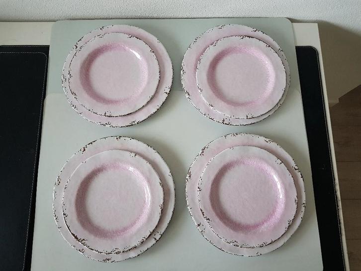 Rivièra Maison 4 diner + 4 ontbijt borden Melamine servies, Huis en Inrichting, Keuken | Servies, Gebruikt, Bord(en), Overige stijlen