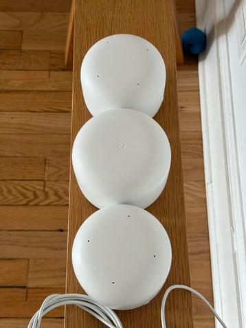 Google Nest Wifi Mesh router + 2 WiFi punten  beschikbaar voor biedingen