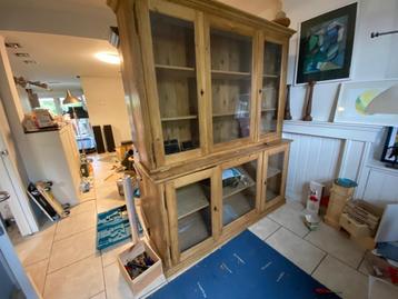 Authentieke Kruidenierskast beschikbaar voor biedingen