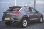 Volkswagen T-Roc 1.5 TSI 150pk Style | Navigatie | Apple Car, Voorwielaandrijving, 12 maanden, Stof, Origineel Nederlands