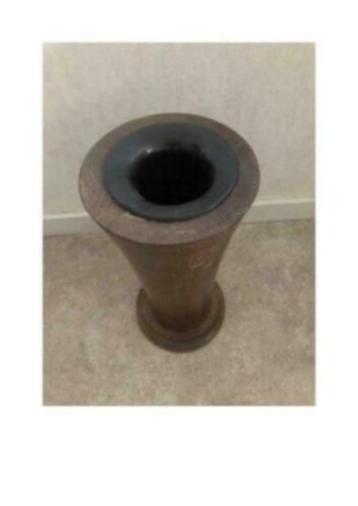 Eikenhouten eikenhout vaas met binnenvaas 33 cm hoog beschikbaar voor biedingen