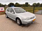 Volkswagen Golf 1.6 77KW 2001 Grijs, Auto's, Volkswagen, Voorwielaandrijving, Stof, 1145 kg, Zwart