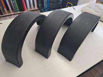 3 kunststof spatborden aanhanger 13" 14" beschikbaar voor biedingen