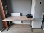 Verstelbaar bureau, Huis en Inrichting, Bureaus, Ophalen of Verzenden, Zo goed als nieuw