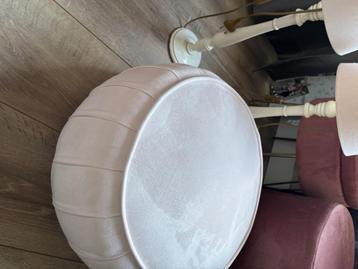 Krukjes en lampjes beschikbaar voor biedingen