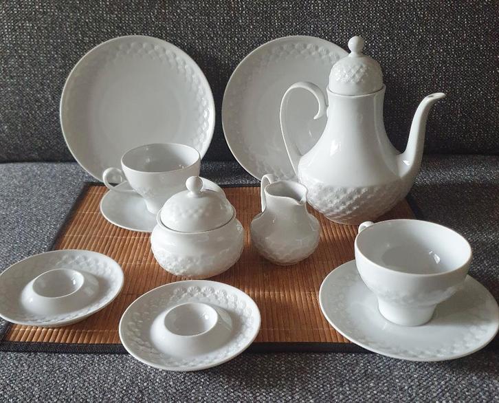 Twee persoons koffie/thee servies, Huis en Inrichting, Keuken | Servies, Zo goed als nieuw, Kop(pen) en/of Schotel(s), Overige stijlen