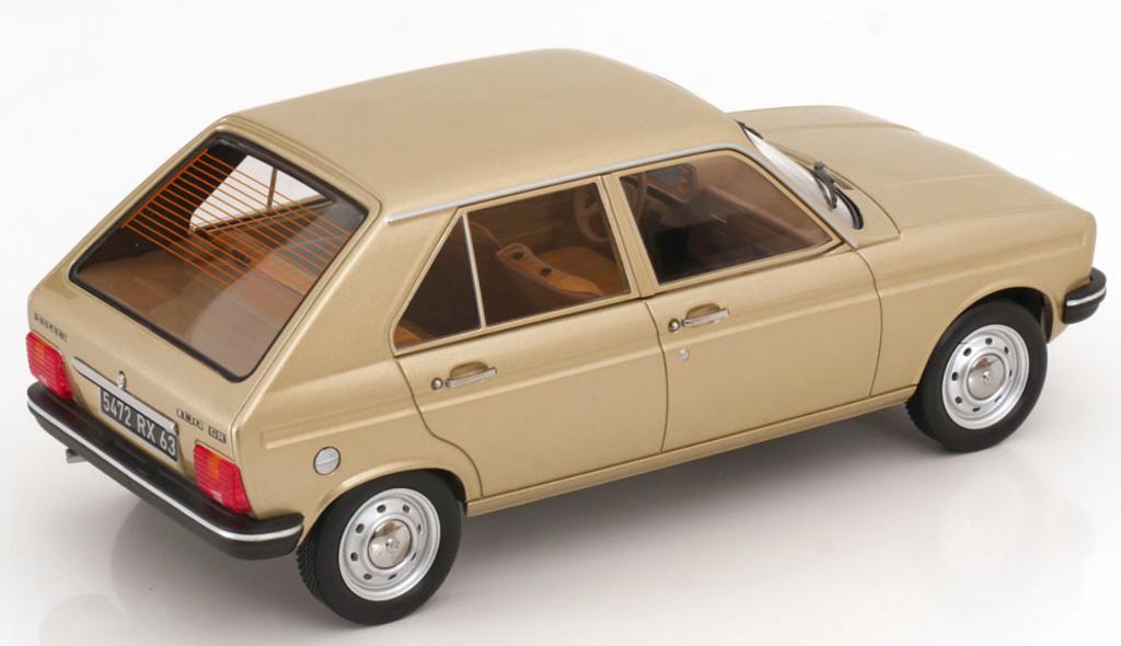 Peugeot 104 GR 1981 Beige met. schaal 1/18 NOREV ref: 184904, Hobby en Vrije tijd, Modelauto's | 1:43, Verzenden, Nieuw, Auto