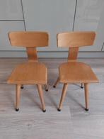 Vintage houten schoolstoel peuter 2x, Ophalen, Gebruikt, Stoel(en)