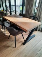 Houten Eettafel met Metalen Onderstel zwart onderstel tafel, Ophalen of Verzenden, Zo goed als nieuw, 150 tot 200 cm, Vier personen