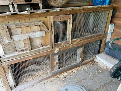 Groot konijnenhok met verdieping, Dieren en Toebehoren, Knaagdieren en Konijnen | Hokken en Kooien, Gebruikt, Hok, 60 tot 90 cm