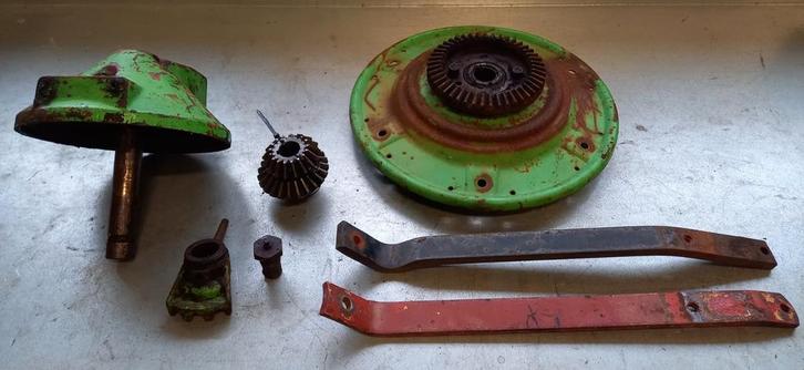 markeur giertank koppeldeel onderdelen hark schudder tandarm, Zakelijke goederen, Agrarisch | Onderdelen | Banden, Velgen en Assen