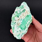 Chrysopraas uit Indonesië, Verzamelen, Mineralen en Fossielen, Ophalen of Verzenden, Mineraal