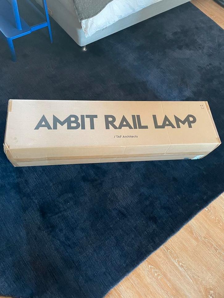 Muuto Ambit Rail Zwart of grijs - Nieuw in Doos!, Huis en Inrichting, Lampen | Hanglampen, Nieuw, Minder dan 50 cm, Metaal, Ophalen