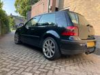 Volkswagen Golf 1.6 77KW 2002 Zwart, Auto's, Voorwielaandrijving, 4 cilinders, Zwart, 1200 kg