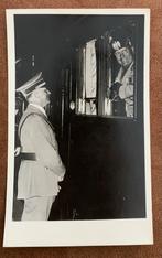 Duitse ansichtkaart van Hitler en Mussolini, Verzamelen, Ophalen of Verzenden, Landmacht, Foto of Poster
