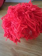 Rode Pruik Carnaval/Themafeesten, Ophalen of Verzenden, Zo goed als nieuw, Hoed of Pruik, Carnaval