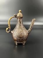 Chinese bronzen schenkkan Oosters brons theepot antiek, Ophalen of Verzenden, Brons