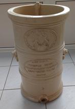 Antieke waterzuivering / waterfilter, Ophalen