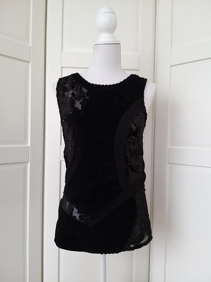 NTS Not the Same nieuwe zwarte fluwelen kerst top, maat 36 S, Kleding | Dames, Tops, Nieuw, Maat 36 (S), Zwart, Zonder mouw, Ophalen of Verzenden